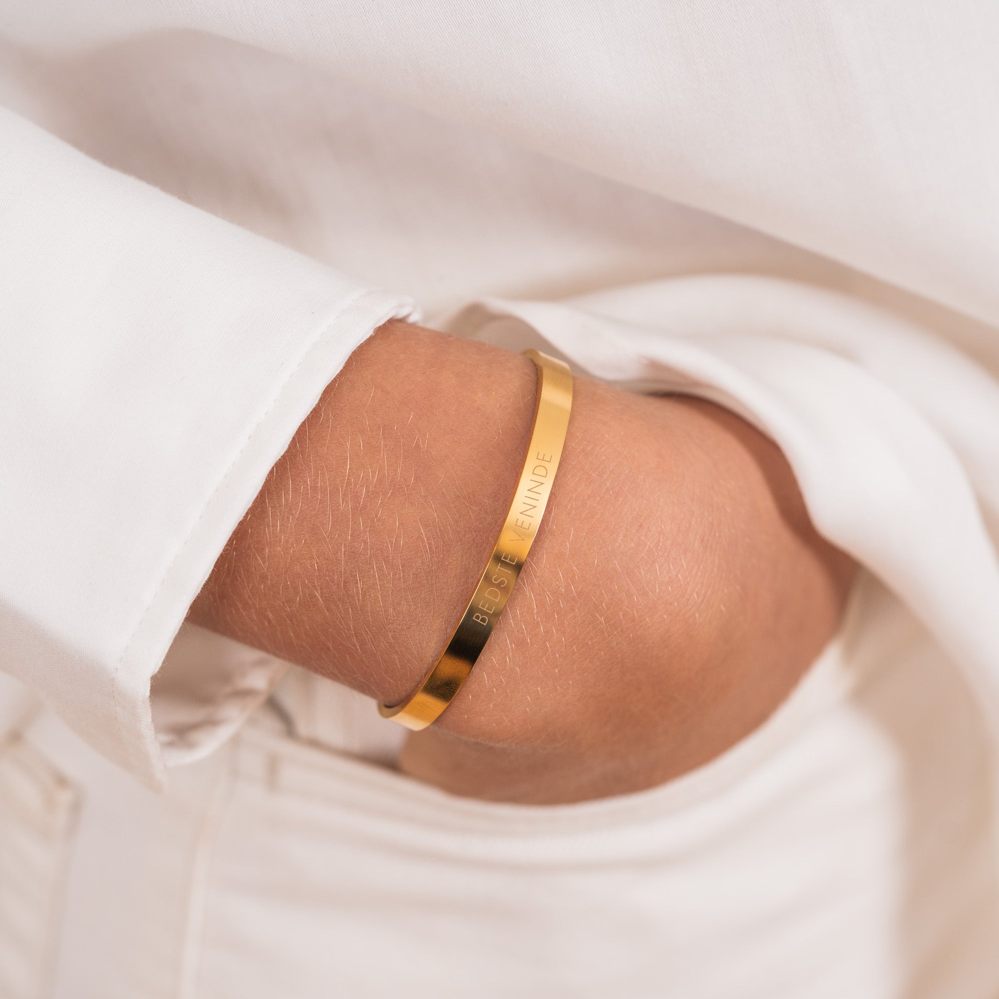 NORDD ARMBÅND - GULDBELAGT (UDVENDIG)