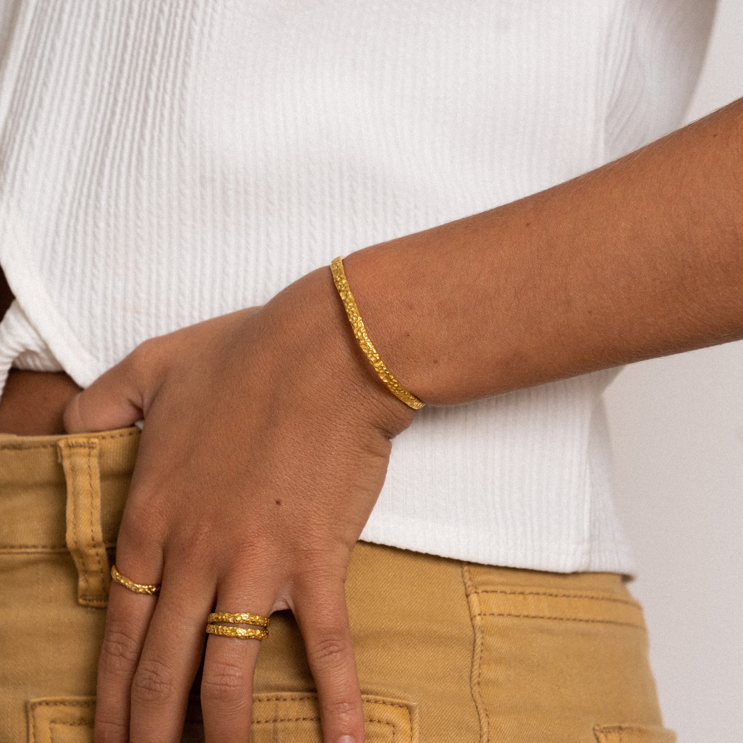 MOON JUSTERBAR ARMRING