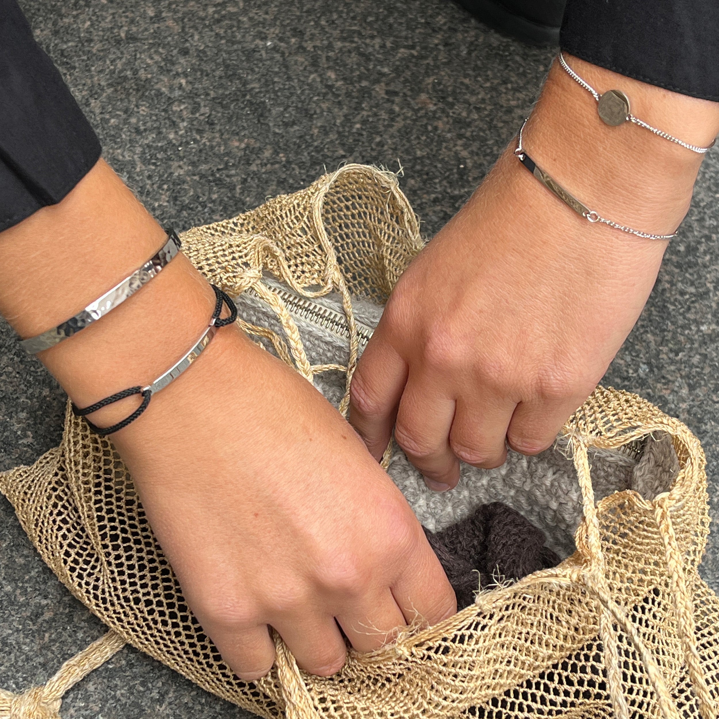 BAR ARMBÅND