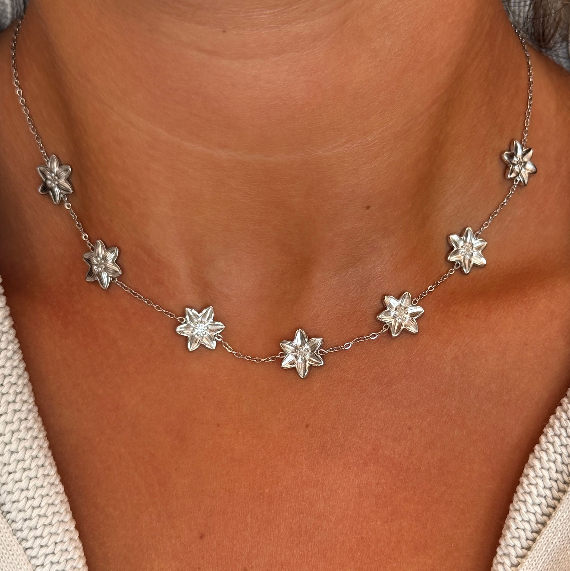 LILY HALSKÆDE (7 BLOMSTER)