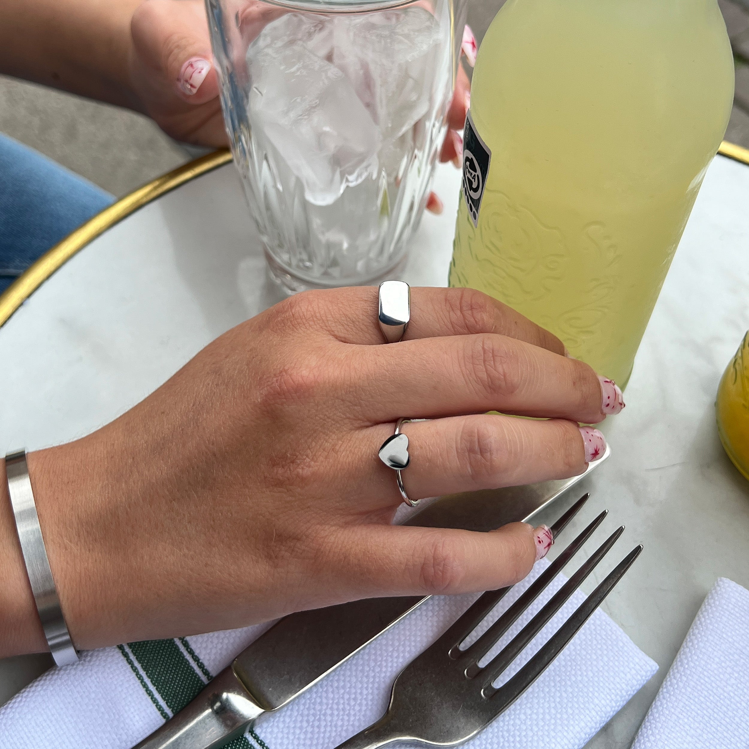 SIGNET RING 02