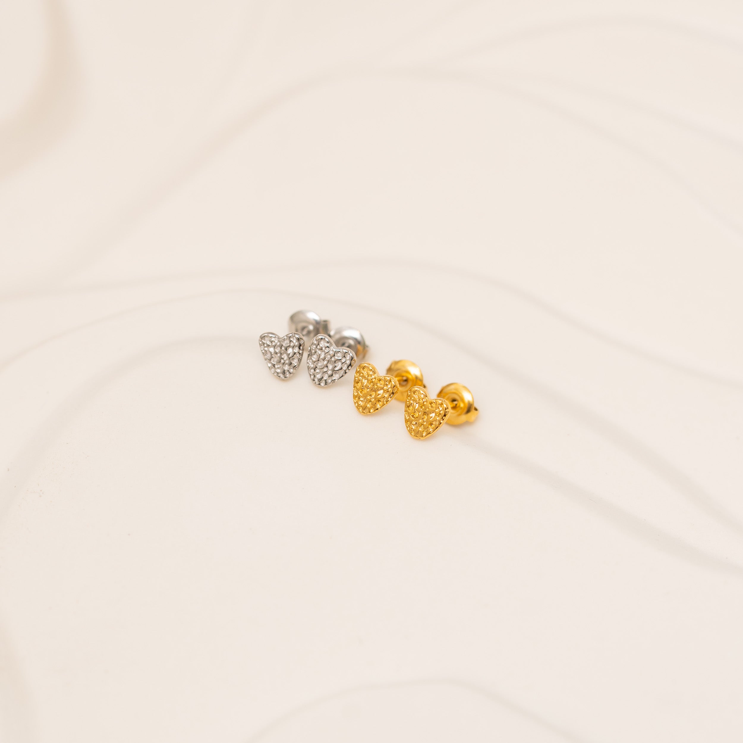 MOON HJERTE ØRESTIKKER