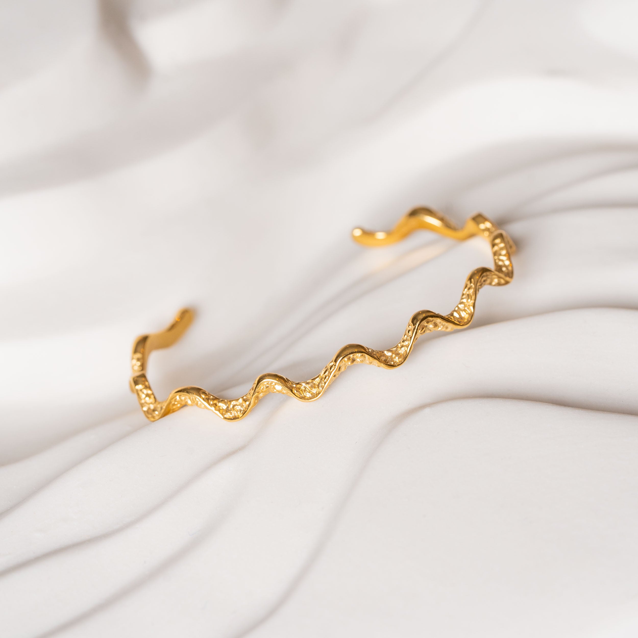 Justerbar Armring - Waves Moon Slim - 18K Guldbelagt - Nordd Copenhagen